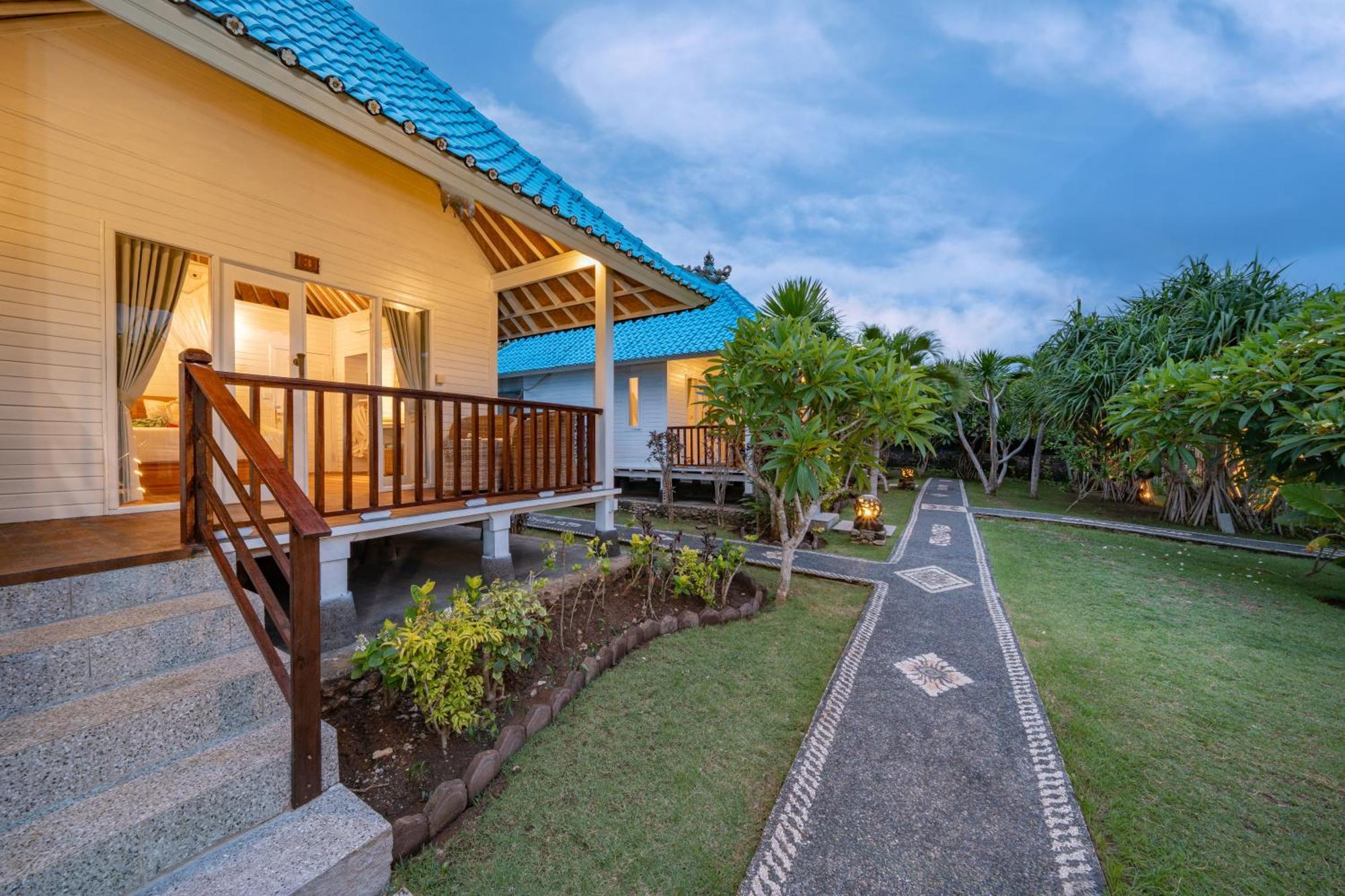 The Cubang Hut'S Lembongan Hotell Exteriör bild