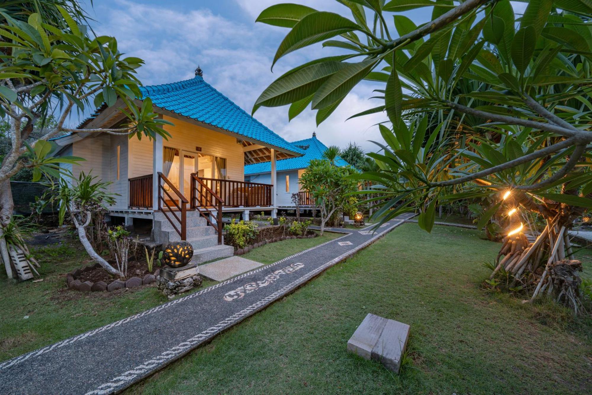 The Cubang Hut'S Lembongan Hotell Exteriör bild