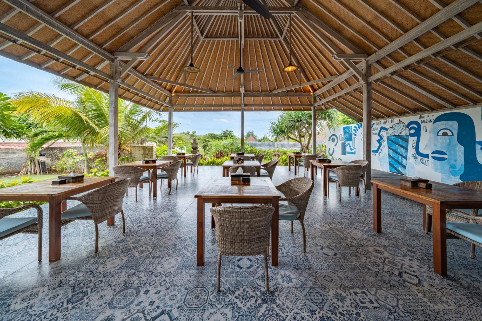 The Cubang Hut'S Lembongan Hotell Exteriör bild
