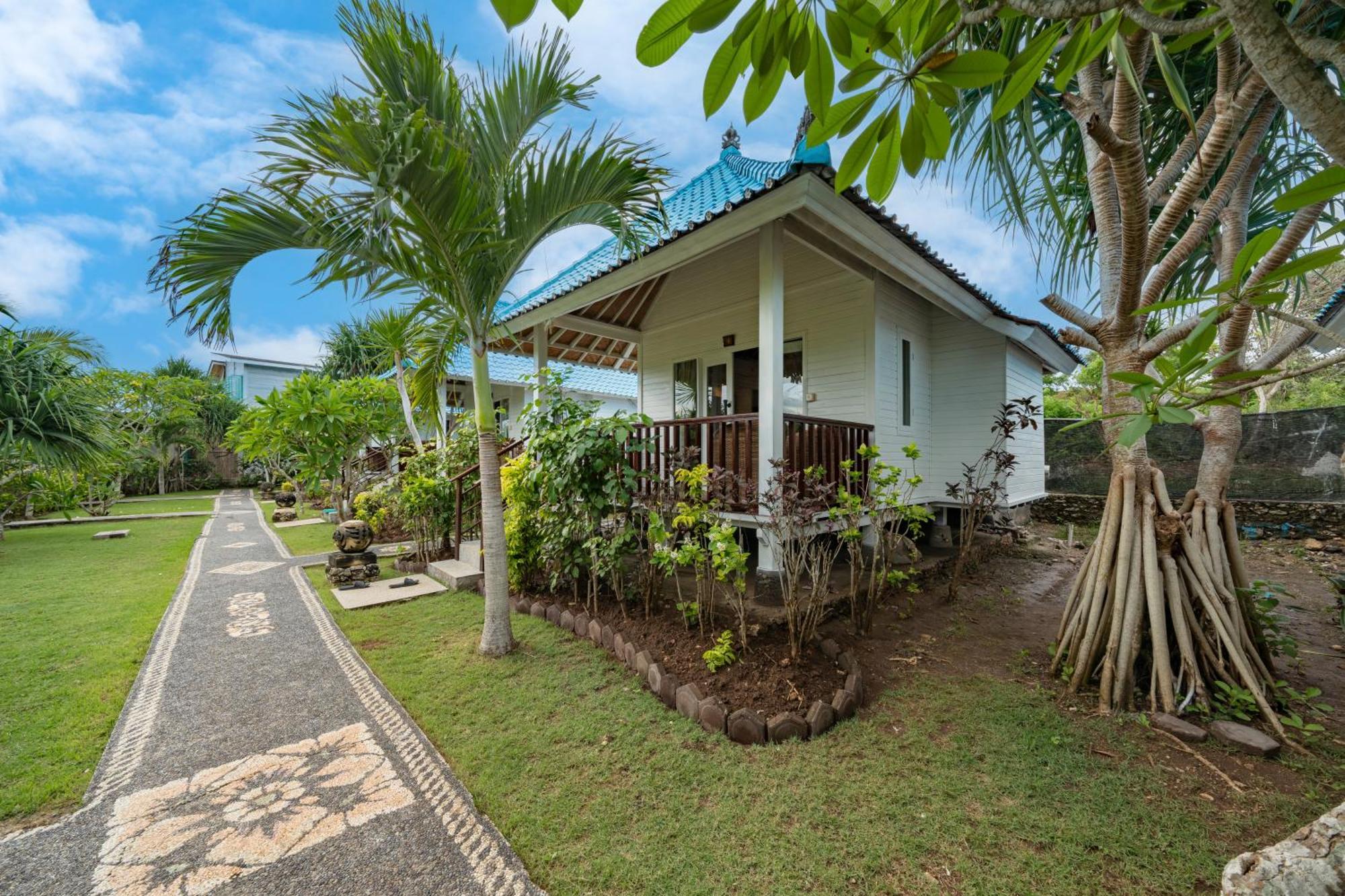 The Cubang Hut'S Lembongan Hotell Exteriör bild