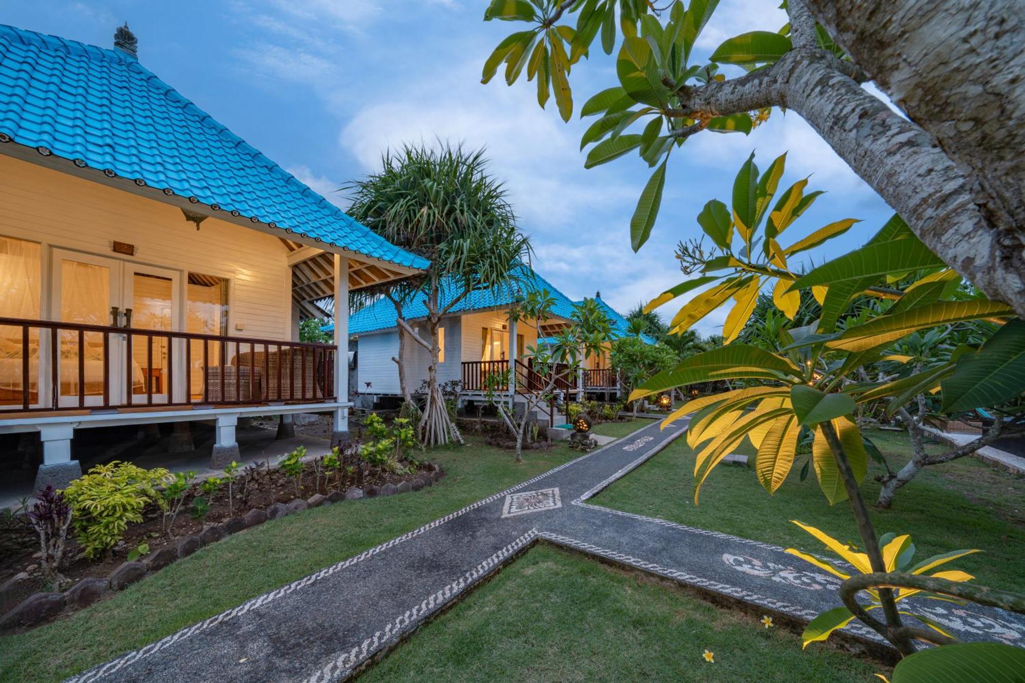 The Cubang Hut'S Lembongan Hotell Exteriör bild
